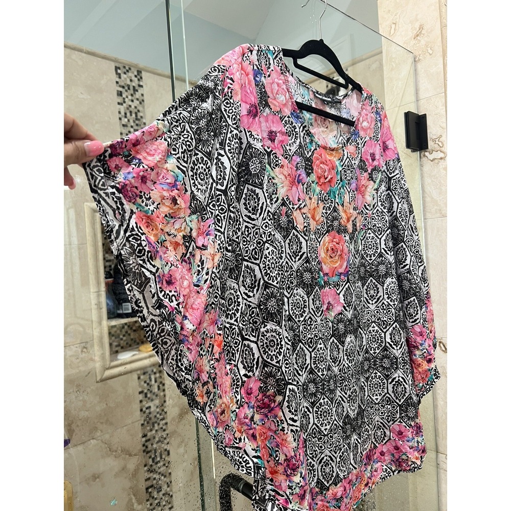 Tolani Collection Floral Print Kimono Top 1X Pink Black Roses Modal Blouse